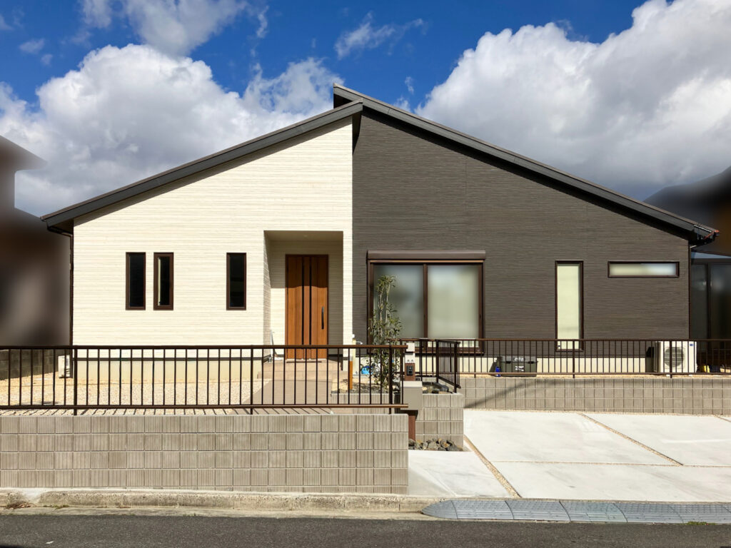 【四日市市】広々とした3LDKで内観も外観もオシャレな平屋くん♪