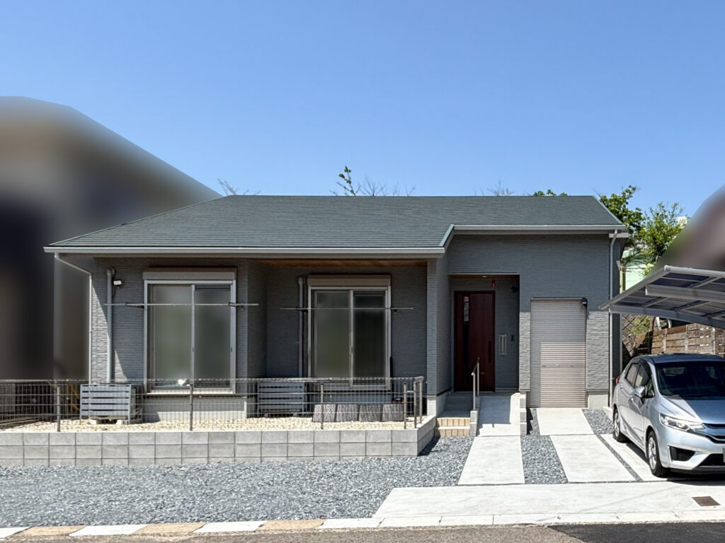 【四日市市】バイク用インナーガレージのある2LDKの平屋くん♪