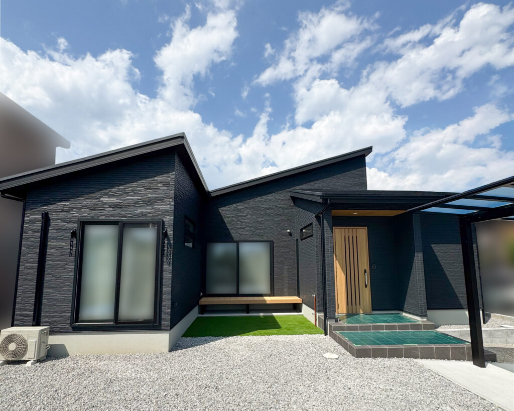 【鈴鹿市】オシャレだけじゃない！生活動線も完璧な和モダンな平屋くん♪